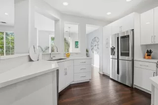 Photo #6: ML82040325 Listing 