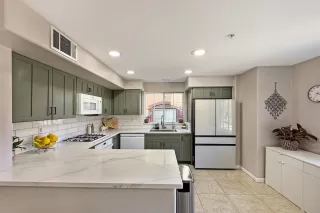 Photo #3: ML82040335 Listing