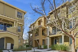 Photo #1: ML82040365 Listing 