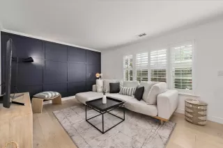 Photo #4: ML82040370 Listing 