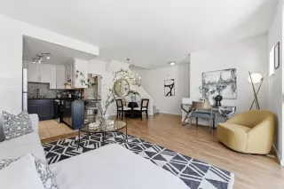 Photo #4: ML82040386 Listing 