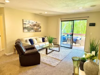 Photo #4: ML82040427 Listing 