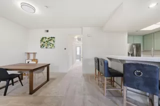 Photo #6: ML82040483 Listing