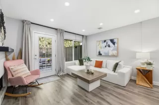 Photo #4: ML82040500 Listing