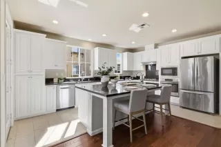 Photo #6: ML82040512 Listing 