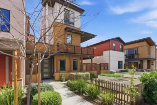 Photo #3: ML82040532 Listing 