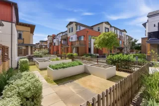 Photo #4: ML82040532 Listing 