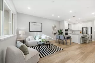 Photo #1: ML82040533 Listing 