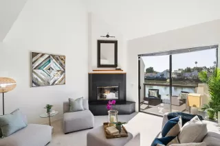 Photo #3: ML82040547 Listing 