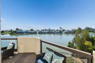 Photo #4: ML82040547 Listing 