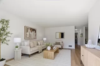 Photo #4: ML82040566 Listing 