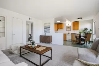 Photo #4: ML82040576 Listing