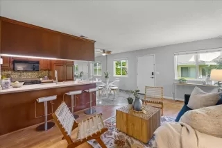 Photo #5: ML82040603 Listing