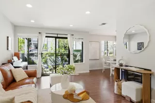 Photo #4: ML82040617 Listing