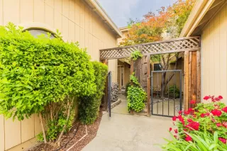 Photo #3: ML82040626 Listing 