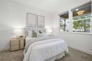 Photo #4: ML82040656 Listing 