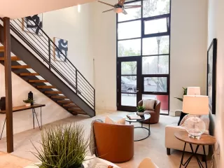 Photo #1: ML82040681 Listing 