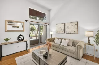 Photo #5: ML82040690 Listing 