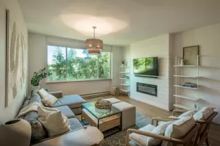 Photo #4: ML82040691 Listing 