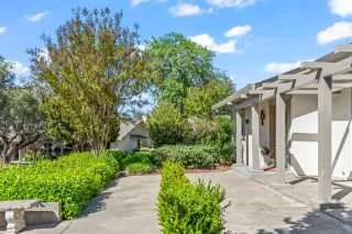 Photo #4: ML82040726 Listing