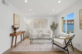 Photo #4: ML82040824 Listing