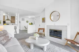 Photo #5: ML82040878 Listing