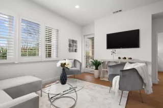 Photo #6: ML82040951 Listing 