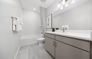 Photo #4: ML82040963 Listing 