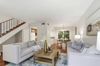 Photo #5: ML82040964 Listing 