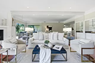 Photo #5: ML82041084 Listing