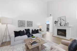 Photo #2: ML82041120 Listing 