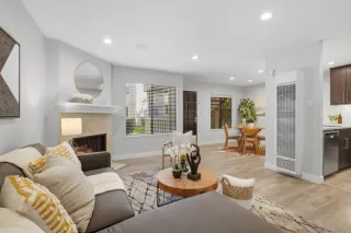 Photo #4: ML82041145 Listing 