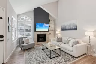 Photo #3: ML82041154 Listing 