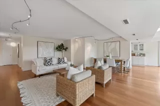 Photo #4: ML82041155 Listing 