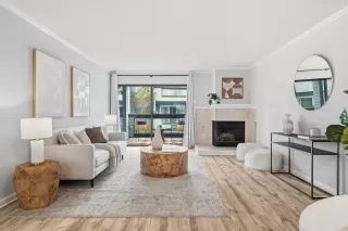 Photo #1: ML82041192 Listing 