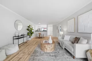 Photo #3: ML82041192 Listing 