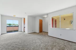 Photo #6: ML82041201 Listing 