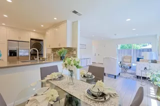 Photo #4: ML82041221 Listing 