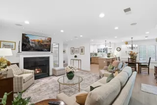 Photo #3: ML82041230 Listing 