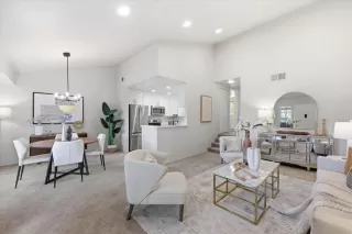 Photo #4: ML82041240 Listing 