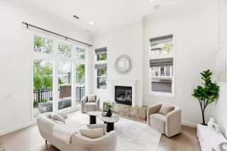 Photo #5: ML82041295 Listing 