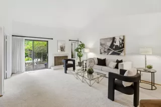 Photo #4: ML82041337 Listing 