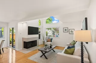 Photo #3: ML82041346 Listing 