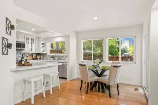 Photo #6: ML82041346 Listing 