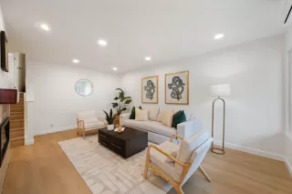 Photo #2: ML82041376 Listing 