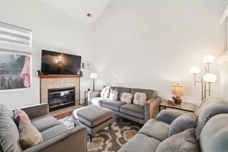 Photo #4: ML82041379 Listing 