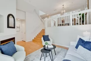 Photo #3: ML82041386 Listing 