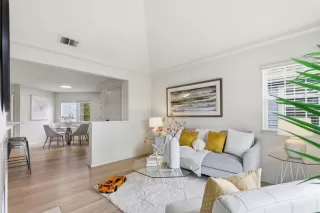 Photo #3: ML82041399 Listing 