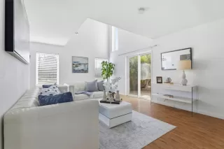 Photo #4: ML82041456 Listing 