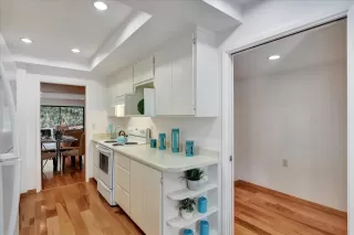 Photo #5: ML82041500 Listing 